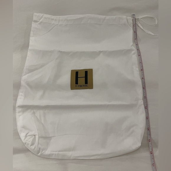 Frette Shoe Bag. - Picture 2 of 2